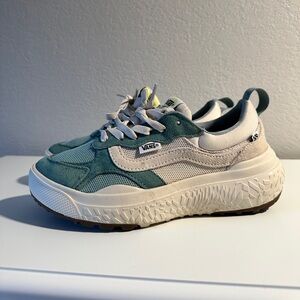 Vans Shoes UltraRange Neo VR3 X Mikey February